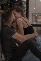 Между двух огней — Vladka Katkova