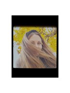 Осенние листья и её глаза. — Мишель